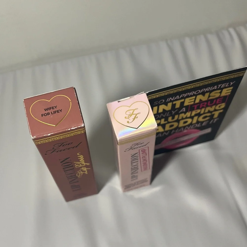 Too Faced Lip Injection Set: Wifey for Lifey Gloss & Maximum Plump Lipgloss - Picture 2 of 10
